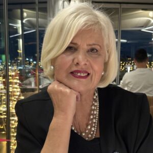 Maria Argyraki – En