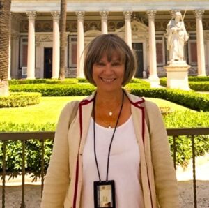 Rimma B., licensed tour guide in Rome